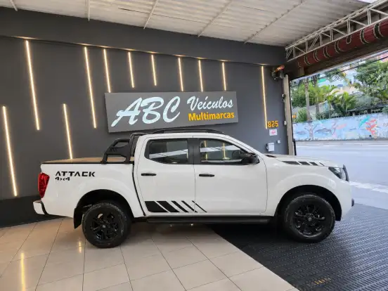 NISSAN-FRONTIER-2023