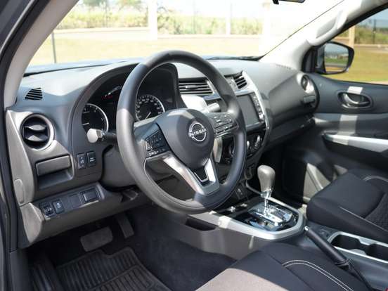 NISSAN-FRONTIER-2.3 16V TURBO DIESEL ATTACK CD 4X4 AUTOMÁTICO NISSAN-FRONTIER-2025