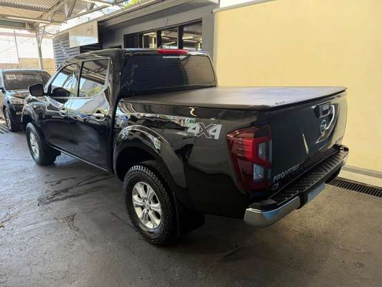 NISSAN-FRONTIER-2018