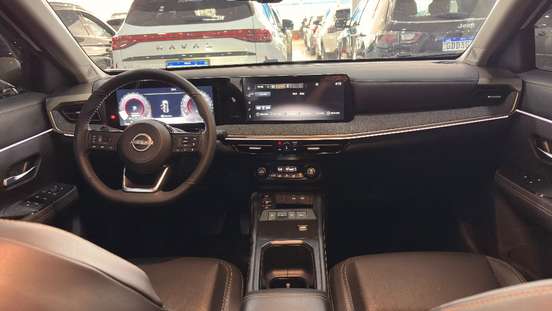 NISSAN-KICKS-2025