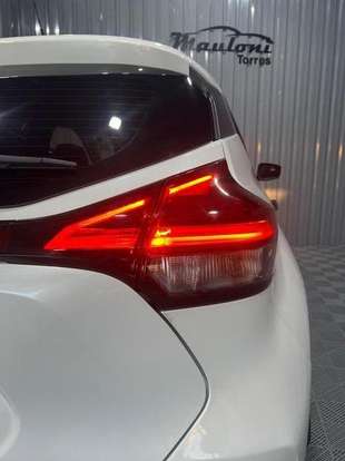 NISSAN-KICKS-2023