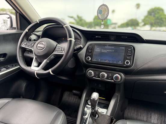NISSAN-KICKS-2023
