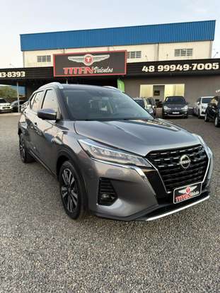 NISSAN-KICKS-2023