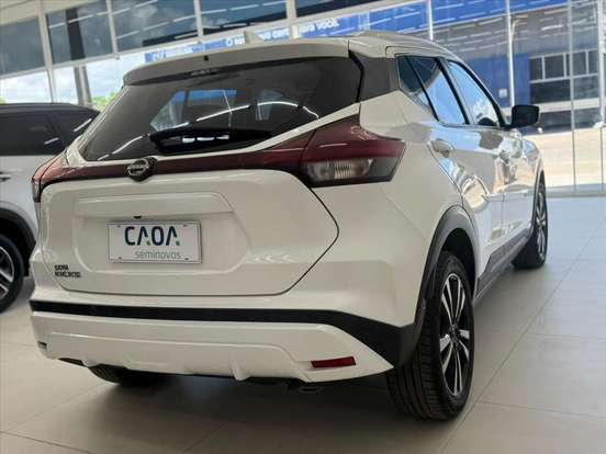 NISSAN-KICKS-2022