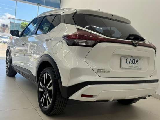 NISSAN-KICKS-2022