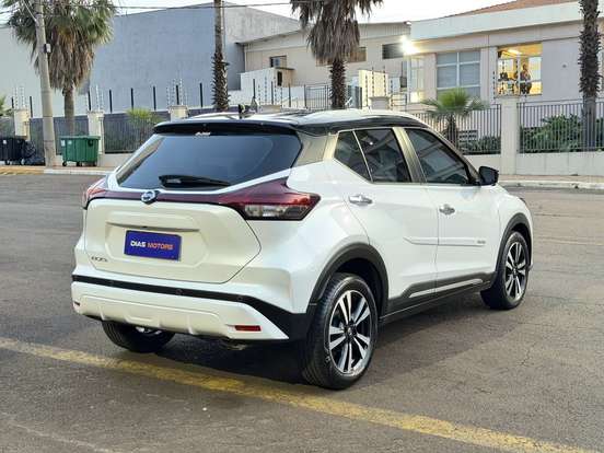 NISSAN-KICKS-2022