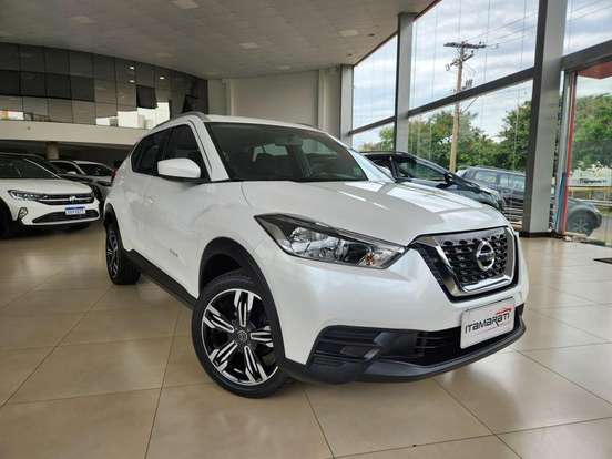 NISSAN-KICKS-2018