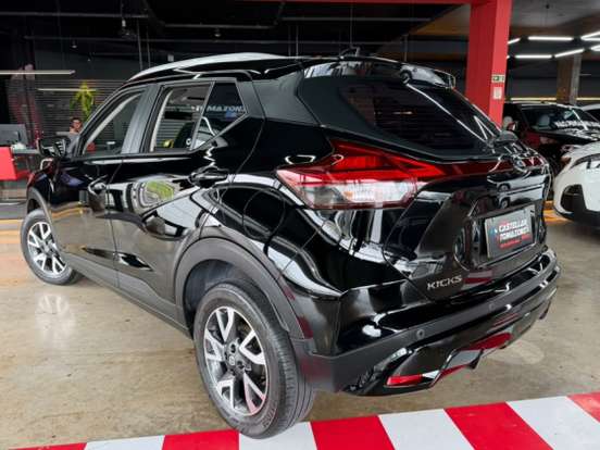 NISSAN-KICKS-2022
