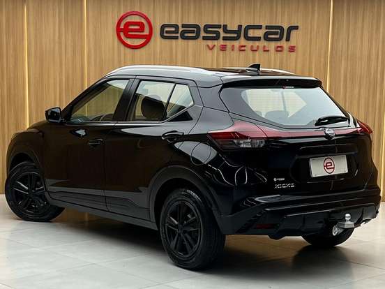 NISSAN-KICKS-2024
