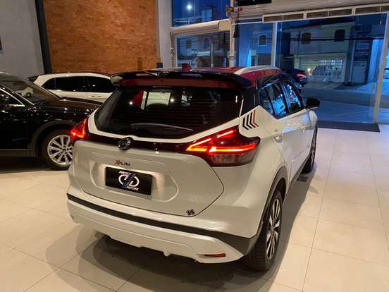 NISSAN-KICKS-2021