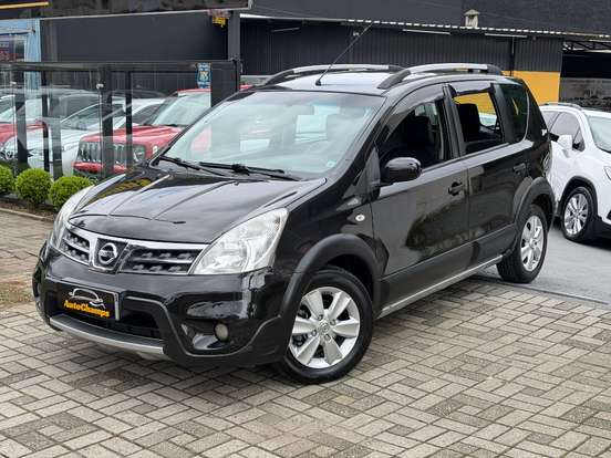 NISSAN-LIVINA-2013