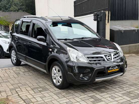 NISSAN-LIVINA-2013