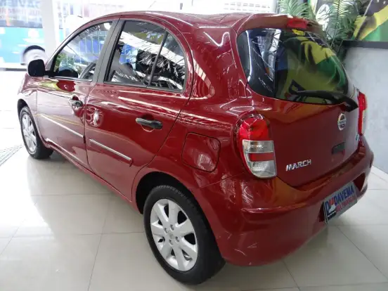 NISSAN-MARCH-2012