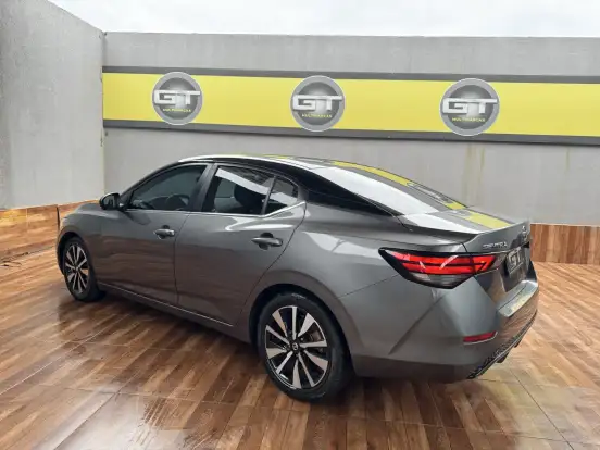 NISSAN-SENTRA-2023