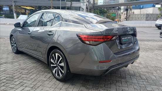 NISSAN-SENTRA-2024