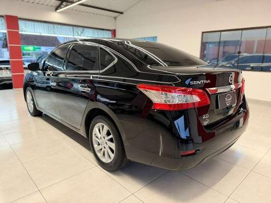 NISSAN-SENTRA-2.0 SV 16V FLEX 4P AUTOMÁTICO NISSAN-SENTRA-2014