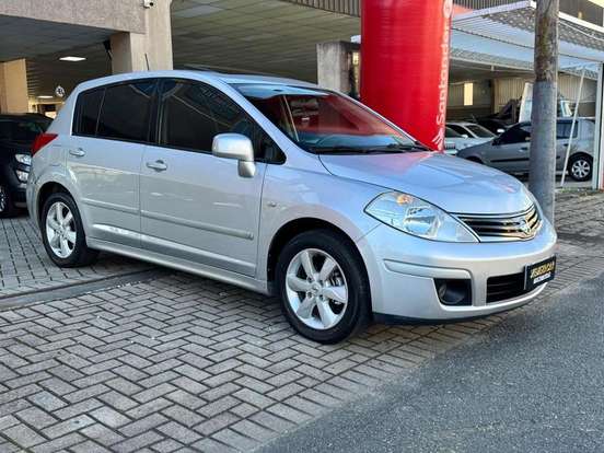 NISSAN-TIIDA-1.8 SL 16V FLEX 4P AUTOMÁTICO NISSAN-TIIDA-2010