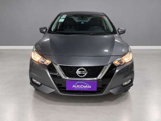 NISSAN-VERSA-2023