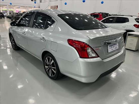 NISSAN-VERSA-1.6 16V FLEXSTART SL 4P XTRONIC NISSAN-VERSA-2018