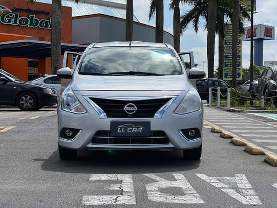 NISSAN-VERSA-1.6 16V FLEXSTART SV 4P XTRONIC NISSAN-VERSA-2017