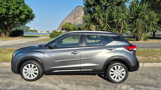 NISSAN KICKS 1.6 16V FLEXSTART SL 4P XTRONIC