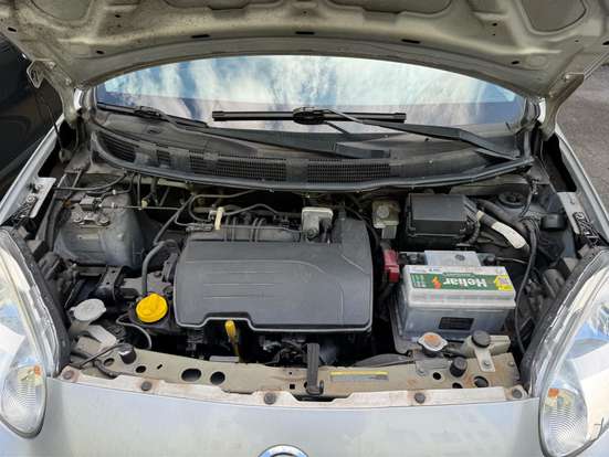 NISSAN-MARCH-2012