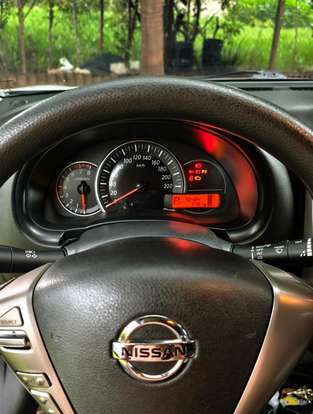 NISSAN-MARCH-1.6 SV 16V FLEXSTART 4P XTRONIC NISSAN-MARCH-2016