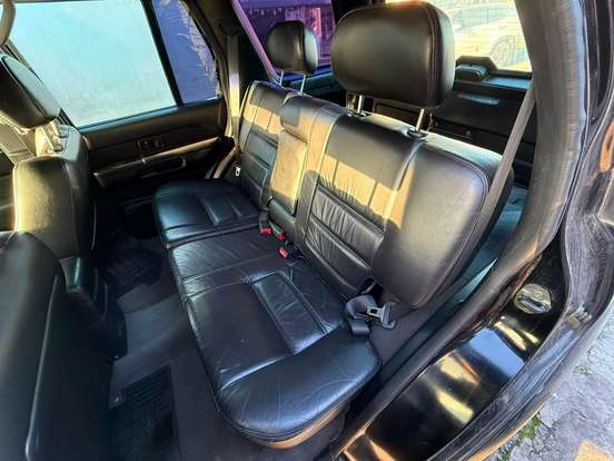 NISSAN-PATHFINDER-2002