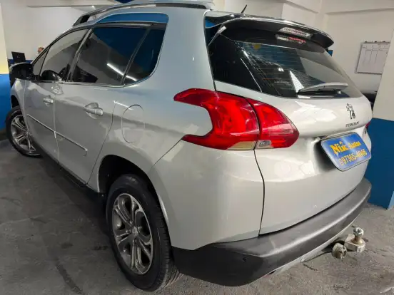 PEUGEOT-2008-1.6 16V FLEX GRIFFE 4P AUTOMÁTICO PEUGEOT-2008-2016