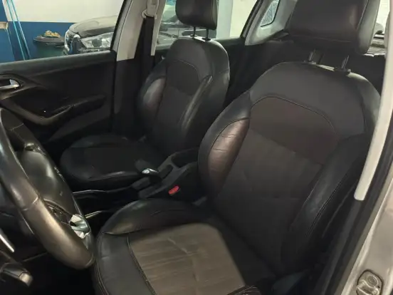 PEUGEOT-2008-1.6 16V FLEX GRIFFE 4P AUTOMÁTICO PEUGEOT-2008-2016