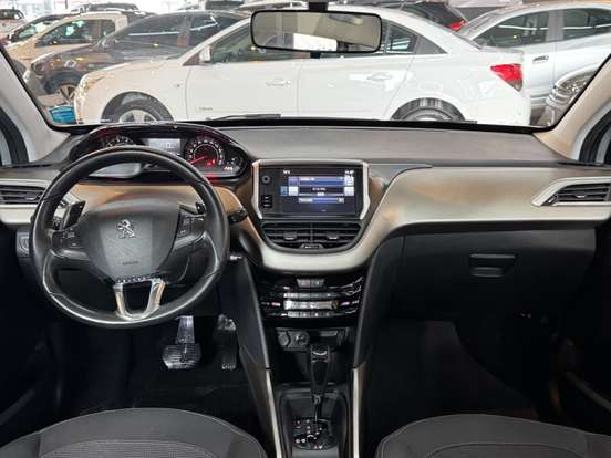 PEUGEOT-2008-2017