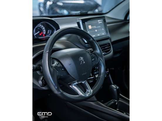 PEUGEOT-2008-1.6 16V FLEX GRIFFE 4P AUTOMÁTICO PEUGEOT-2008-2018