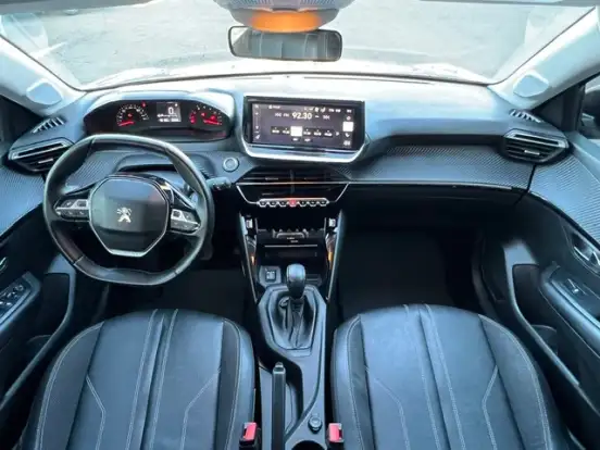 PEUGEOT-208-2024