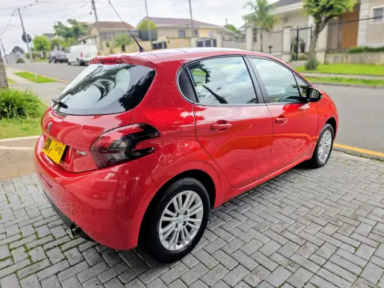 PEUGEOT-208-1.2 ALLURE 12V FLEX 4P MANUAL PEUGEOT-208-2017