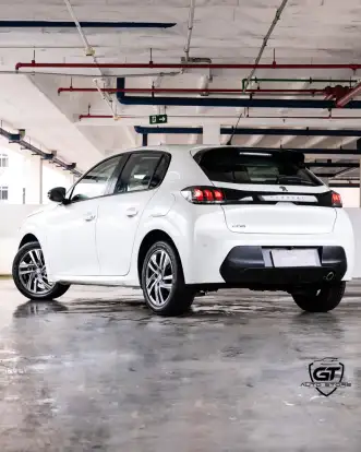 PEUGEOT-208-2020