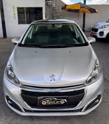 PEUGEOT-208-2017
