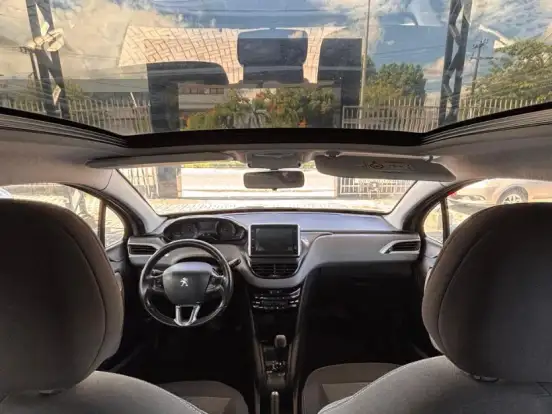 PEUGEOT-208-1.6 ALLURE 16V FLEX 4P AUTOMÁTICO PEUGEOT-208-2017