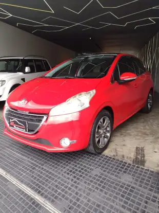 PEUGEOT-208-2015