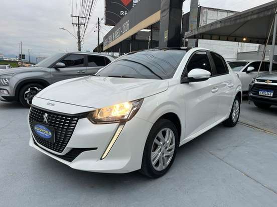 PEUGEOT-208-2020