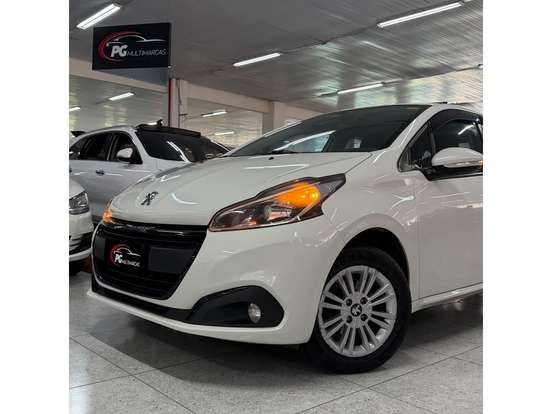 PEUGEOT-208-2019