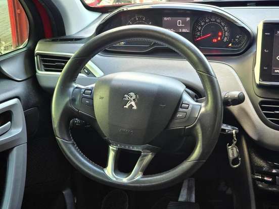 PEUGEOT-208-1.6 ALLURE 16V FLEX 4P AUTOMÁTICO PEUGEOT-208-2018