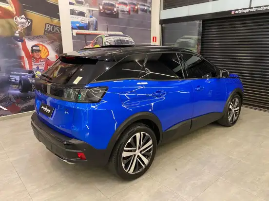 PEUGEOT-3008-2021