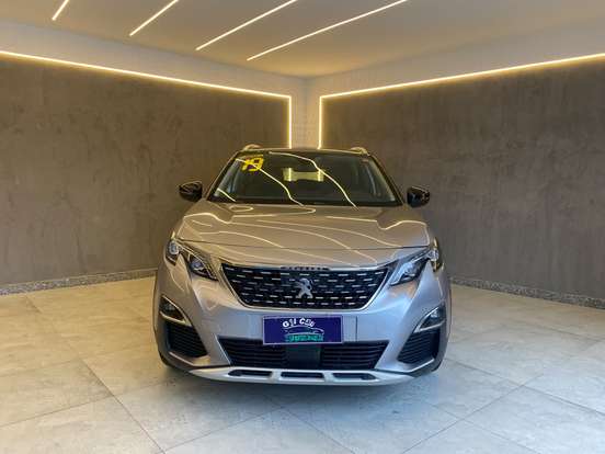PEUGEOT-3008-2018
