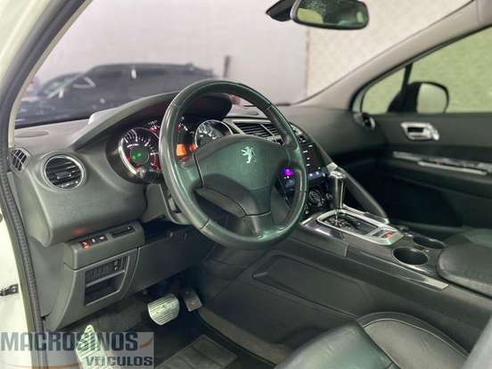 PEUGEOT-3008-2014