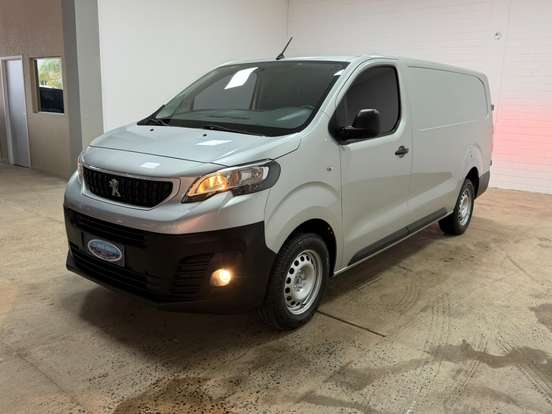 PEUGEOT-EXPERT-2021