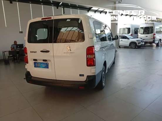 PEUGEOT-EXPERT-2022
