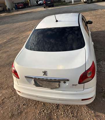PEUGEOT-207-2012