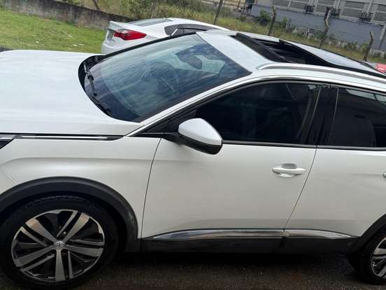 PEUGEOT-3008-1.6 GRIFFE THP 16V GASOLINA 4P AUTOMÁTICO PEUGEOT-3008-2018