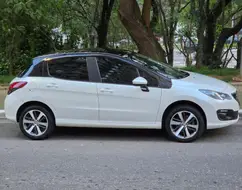 PEUGEOT 308 1.6 GRIFFE THP 16V FLEX 4P AUTOMÁTICO PEUGEOT 308 1.6 GRIFFE THP 16V FLEX 4P AUTOMÁTICO