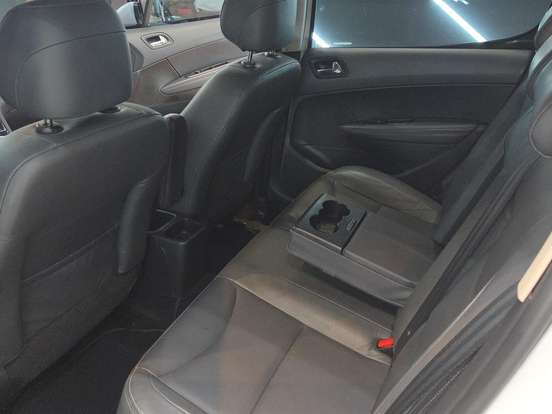 PEUGEOT-308-1.6 GRIFFE THP 16V FLEX 4P AUTOMÁTICO PEUGEOT-308-2018